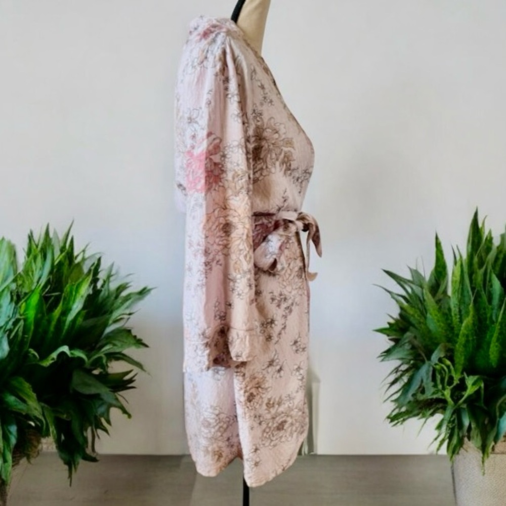 Tahari Sleepwear Cream Floral Robe Size Small - Picture 6 of 9